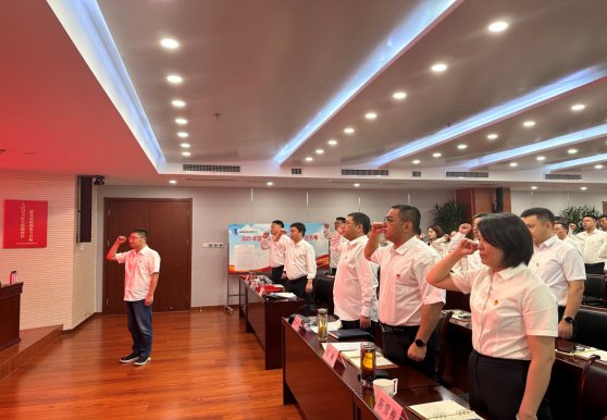 D:\我的文档\WeChat Files\wxid_pa8xm8w187kg21\FileStorage\Temp\d62f9b8461ddf163c7a4f42f8c60551.jpg